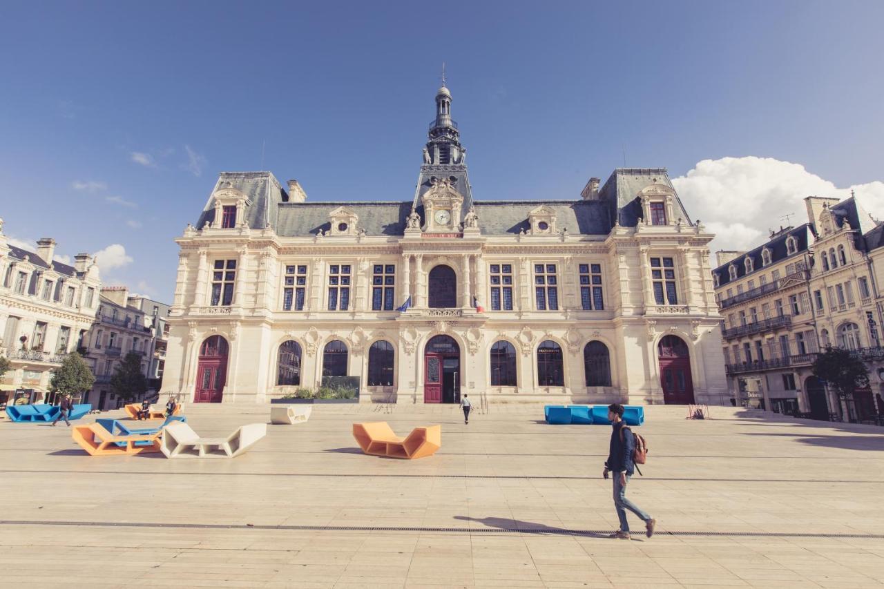 Apartmán La Maison De La Liberte Alexandra David-Neel Poitiers Exteriér fotografie